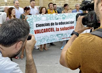El Ayuntamiento de Cádiz sigue apostando por el traslado de la Facultad de Educación a Valcárcel