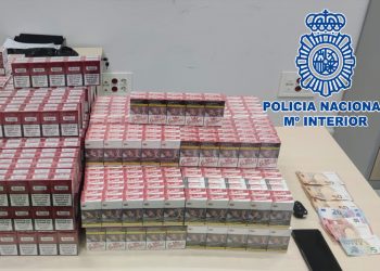 Interceptado en Jerez un vehículo con cerca de  1.500 cajetillas con tabaco de contrabando